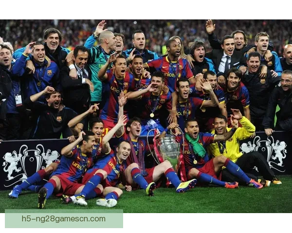 皇马居首曼联枪手收入紧随其后